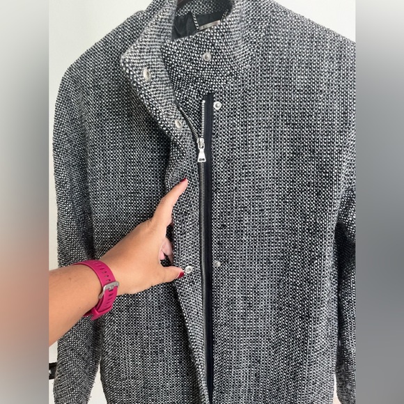 Express Coat - Picture 4 of 9